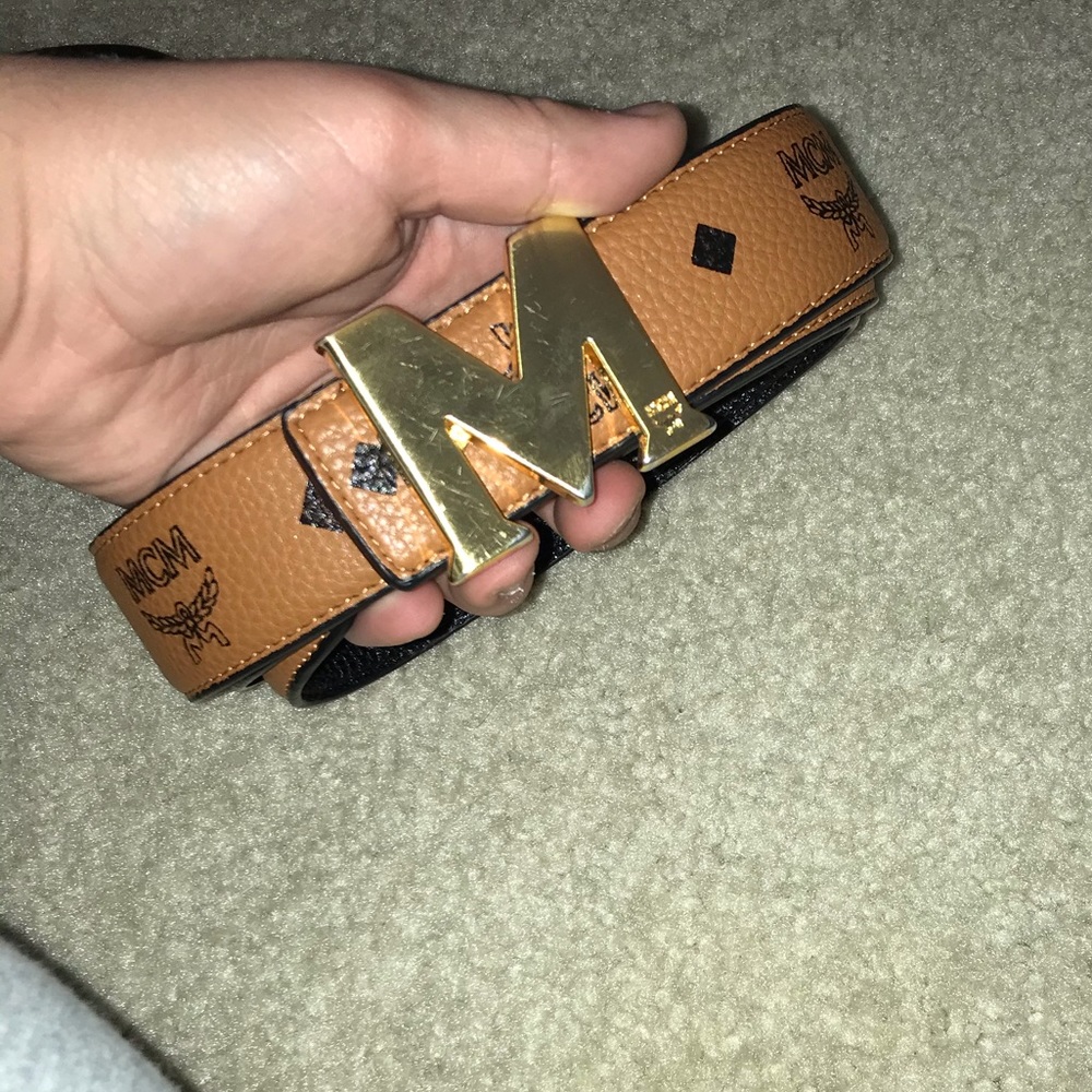 Mcm reversible belt